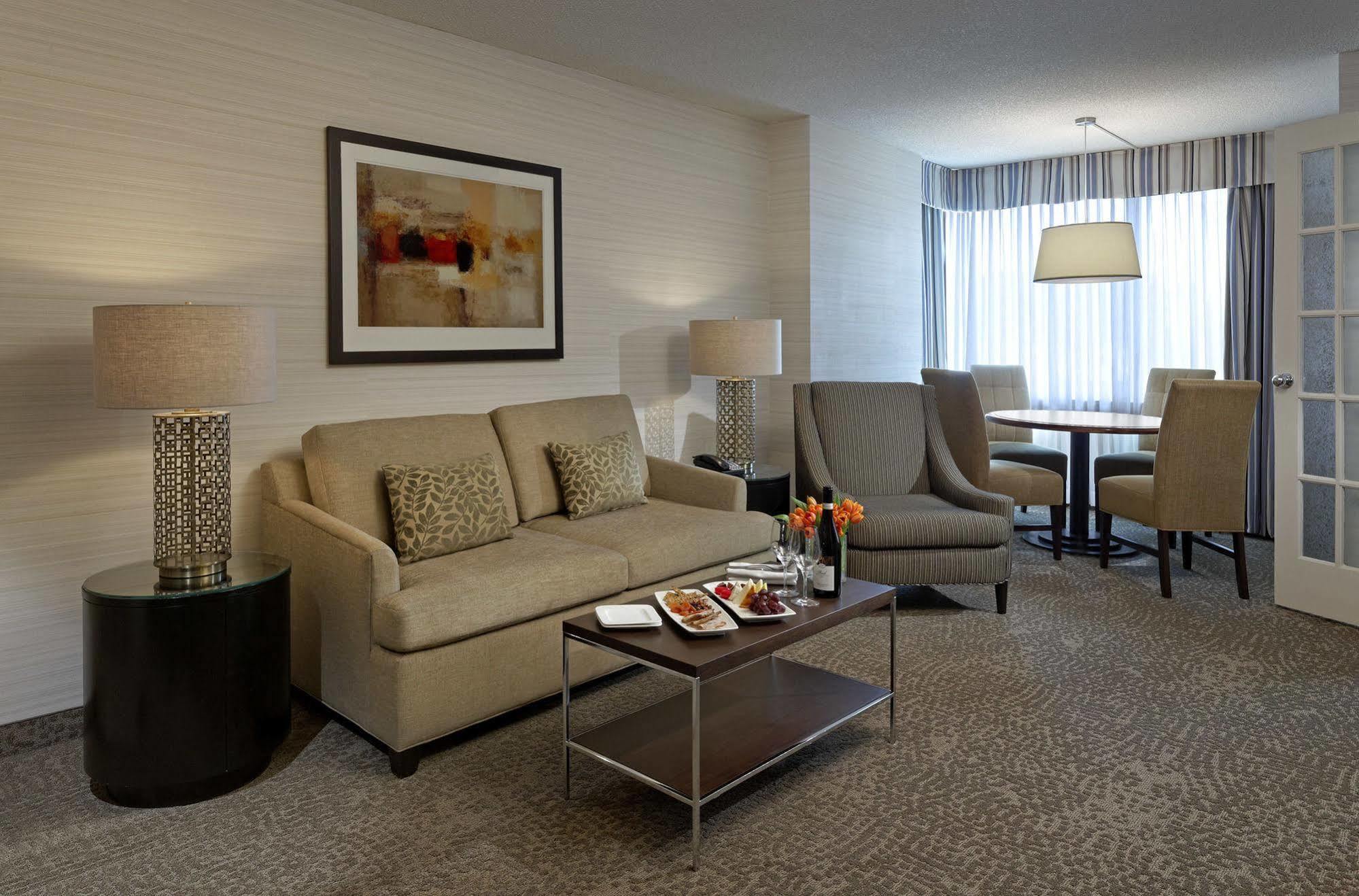 Cambridge Suites Toronto Exteriér fotografie